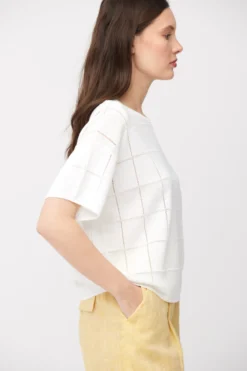Bluzka off white z lyocellem i jedwabiem