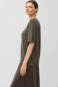 Brązowy t-shirt z lnem i bawełną