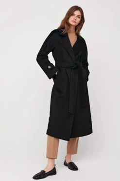 Czarny płaszcz 100% kaszmir Izabelle Luxury Line