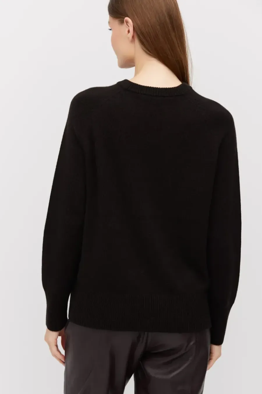 Czekoladowy sweter z kaszmirem i wełną merino