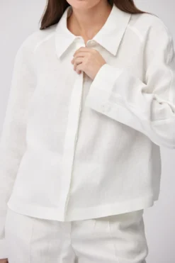 Krótka koszula off white z lnu