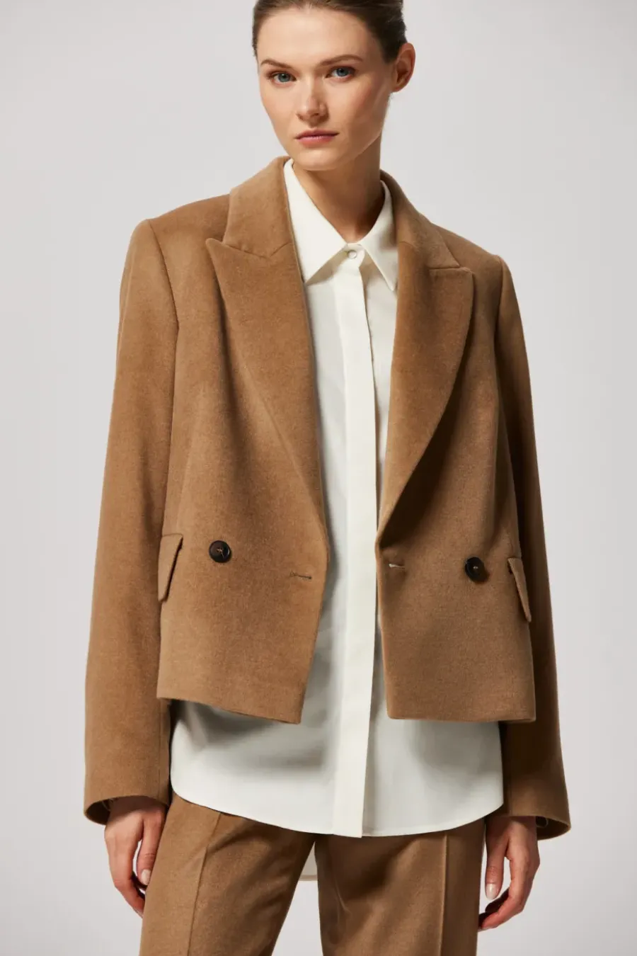 Krótka kurtka z jedwabiem