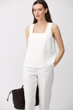 Lniany top off white z kwadratowym dekoltem