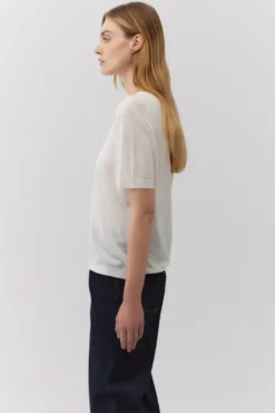 Śmietankowy t-shirt z wełny merynosowej