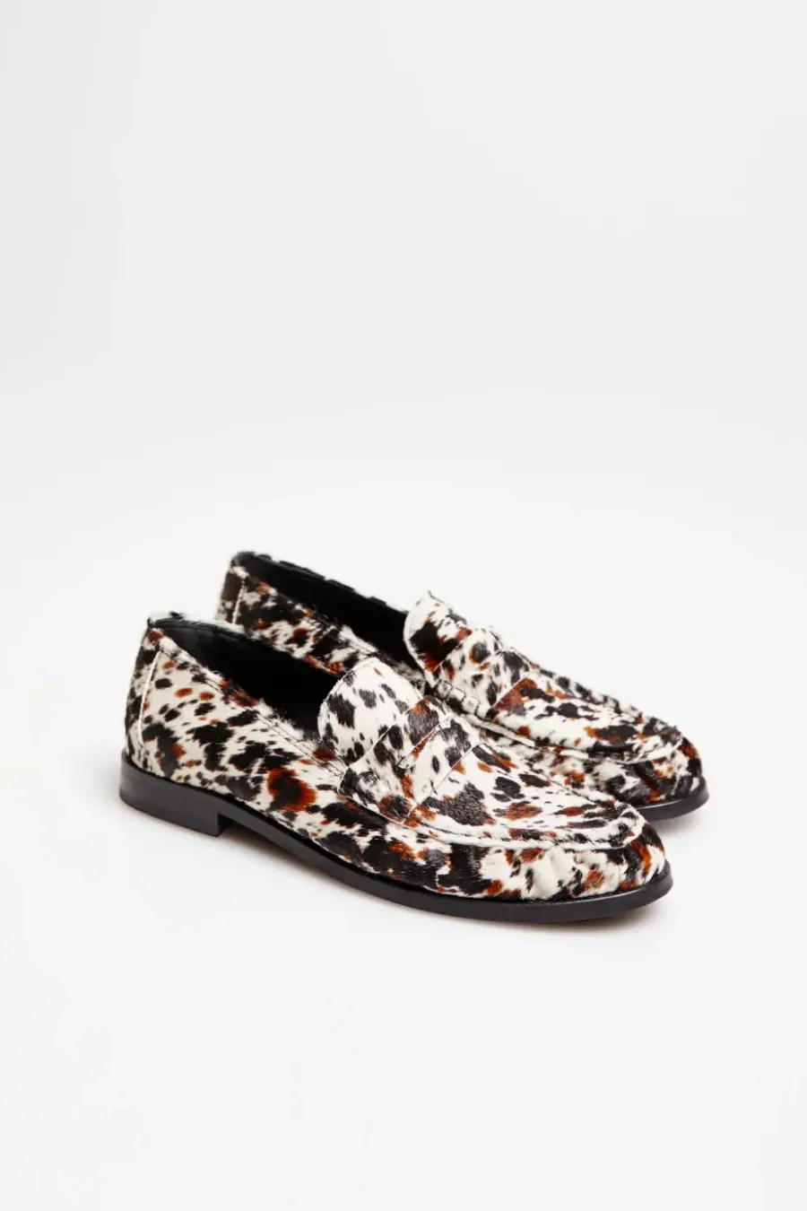Skórzane loafersy w zwierzęcy deseń